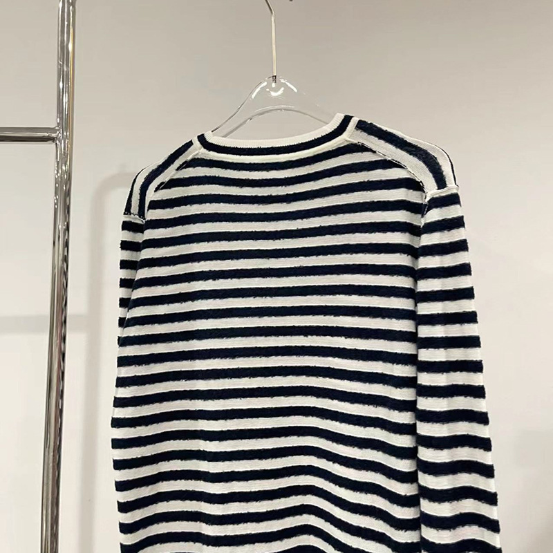 Loose casual striped knitted sweater Goddess style top female 072/ W26S28858