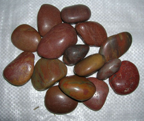 Red Pebble Stone