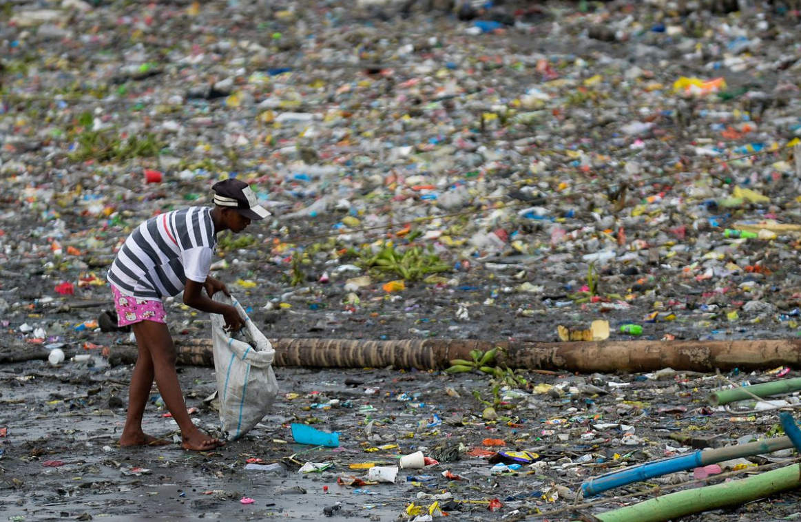 75% of people want single-use plastics banned, global survey finds