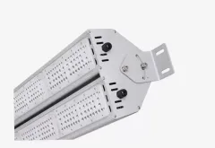 Hanging 140Lm / W IP65 Waterproof Industrial LED Linear High Bay Lights 200W With 5 Years