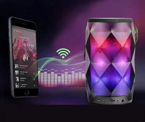 crystal wireless RGB light speaker