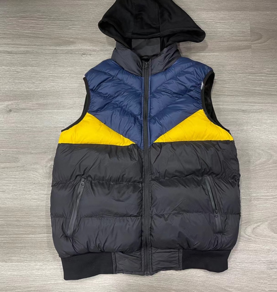 Clearance sale- Men's Lightweight Puffer Vest Warm Outdoor Sleeveless Jacket for Hiking Travel Running