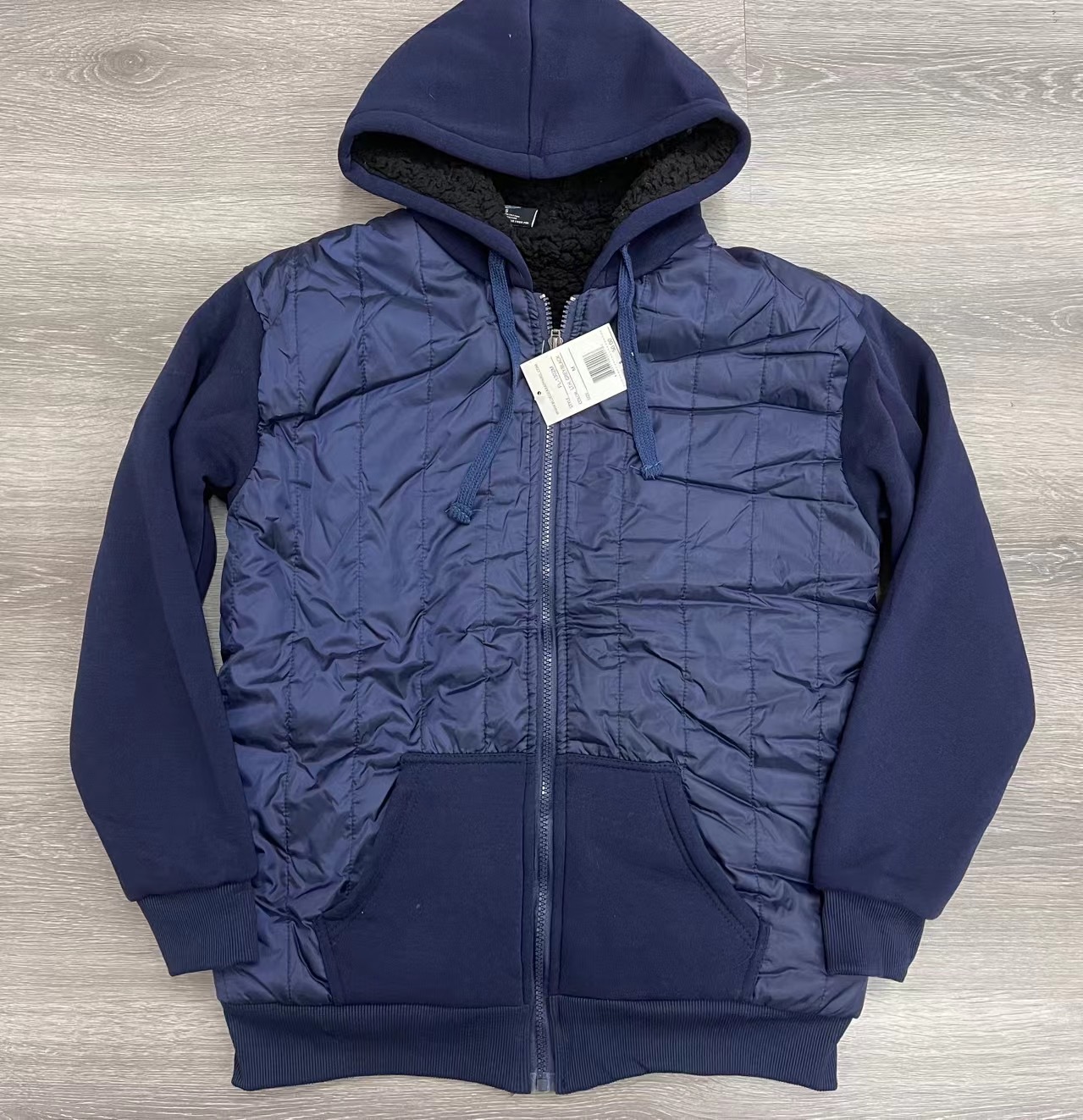 Clearance sale-  Men  High Quality Casual padded coats Winter Windproof Men  coats for Warm Outdoor Apparel wholesale