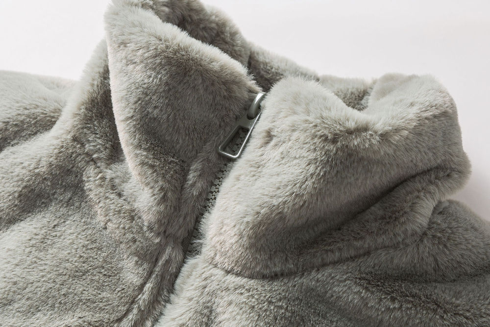 GrogeousBen  Women's ultra-thick lamb wool coat for women, winter warm loose long-sleeved stand-up collar thickened cotton-padded American style cotton coat.