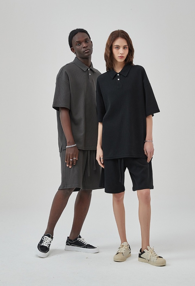 GrogeousBen  Unisex Breathable diamond pattern waffle grid shorts set. Loose casual top with wide-leg shorts.