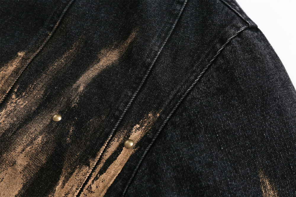 GrogeousBen  Unisex 2024 new American retro spray-painted washed denim jacket, unisex trendy high street rivet zipper workwear jacket.