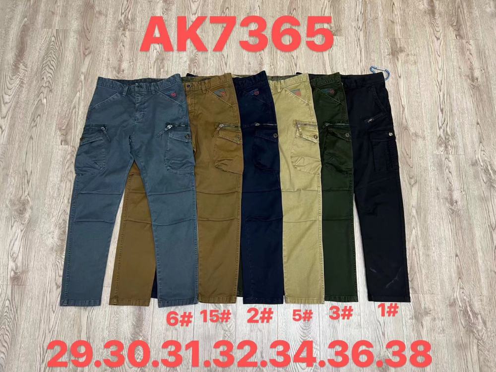 Stocks & ready to ship-Men's Cargo   High Quality Twill Summer Shorts For Men In Wholesale Price
