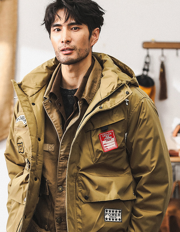 GrogeousBen Vintage multi-pocket cargo down jacket men's winter thickened outdoor hooded tactical functional wind hunting jacket.