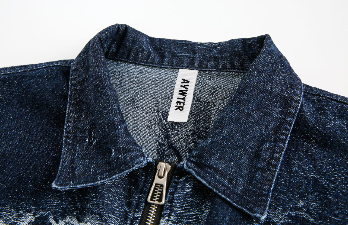 GrogeousBen 2025 New American Trend Dark Denim Jacket with Jacquard Pattern for Men, Spring Hip Hop Minority Collarless Jacket.