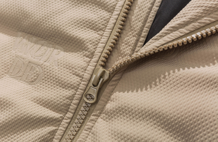 GrogeousBen Men's white duck down jacket, winter thickening warm vintage couple's coat.