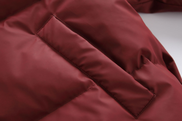 GrogeousBen 2024 New American Style Trendy Solid Color Stand Collar Kenedo Style Men's Winter Down Jacket for Cold Protection.
