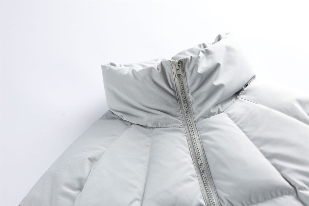 GrogeousBen  New winter down jacket with thickened lining, loose couple's coat with a standing collar and a slanting structure.