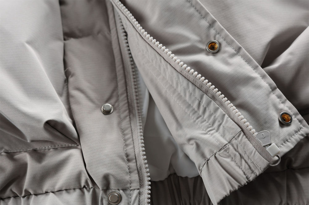 GrogeousBen 2025 New Men's Stand Collar Down Jacket; Couple's Winter White Duck Down Thickened Warm Coat; Light and Versatile Trend