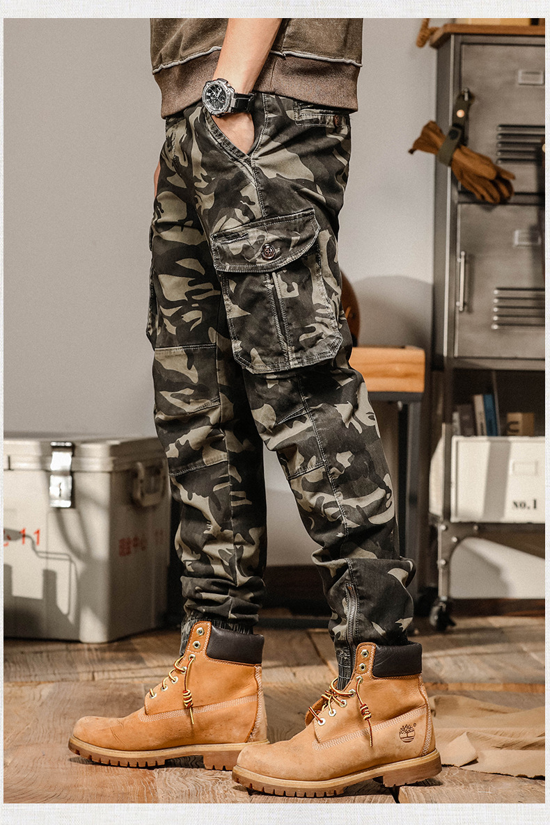 GorgeousBen   Men's straight-leg camouflage work pants with zipper cuffs for outdoor use in spring and autumn.