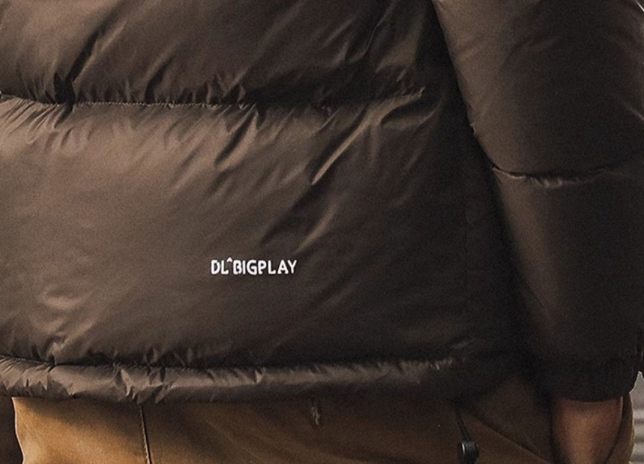GorgeousBen  American style high fluffy grey duck down down down jacket for men in winter, thick graphene warm bread jacket for outdoor leisure.