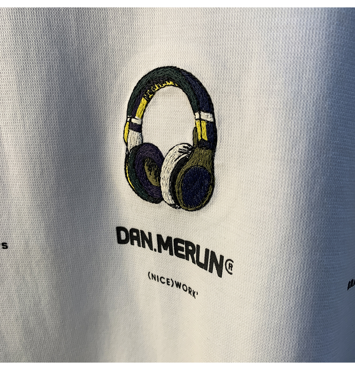 GorgeousBen Summer Trendy Men's Short sleeved T-shirt Embroidered Printed Loose White Top High Quality Thin Casual T-shirt for Men.