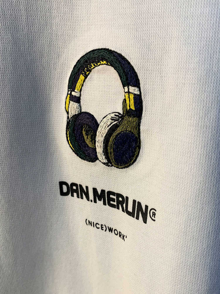 GorgeousBen Summer new short sleeved men's T-shirt loose white printed high-end half sleeved top embroidered hanging heavy weight T-shirt.