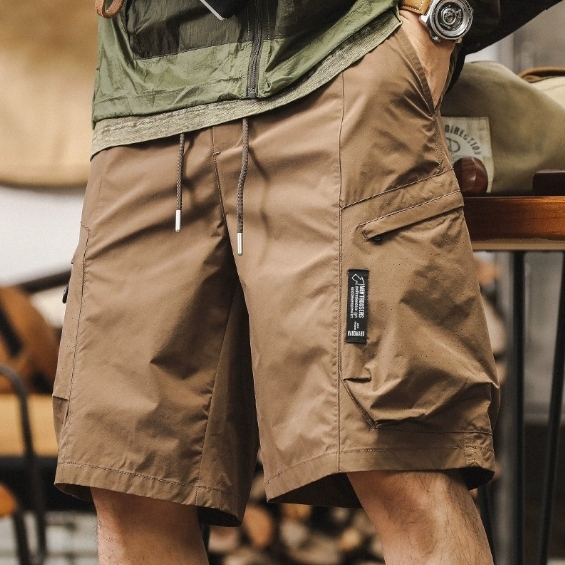 GorgeousBen American fashion retro workwear shorts for men's summer new style outdoor functional five quarter pants for men's sports and leisure mid length pants.