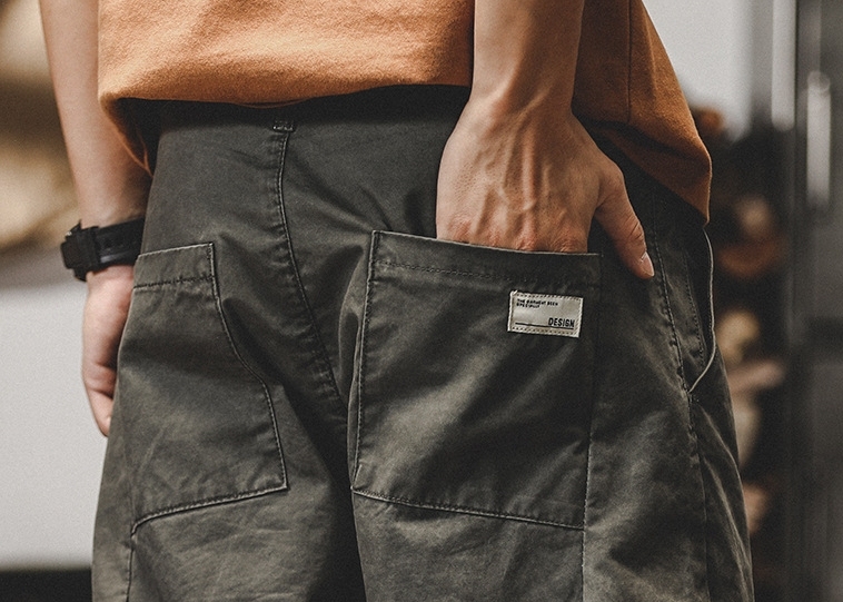 GorgeousBen American fashion brand short pants for men in summer, durable and casual workwear, 5-point pants for men, rugged and handsome, simple and casual mid length pants.