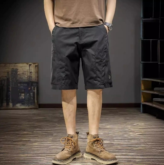 GorgeousBen American fashion retro workwear shorts for men's summer new style outdoor functional five quarter pants for men's sports and leisure mid length pants.