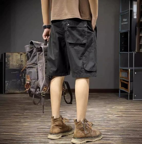 GorgeousBen American fashion retro workwear shorts for men's summer new style outdoor functional five quarter pants for men's sports and leisure mid length pants.
