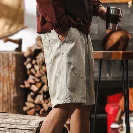 GorgeousBen Skin friendly and smooth Lyocell Tencel wrinkle resistant linen sports shorts men's summer loose thin cropped pants.