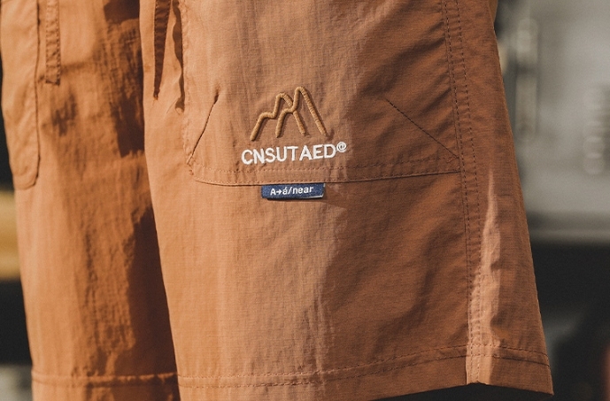 GorgeousBen Mountain style outdoor workwear shorts men's summer 2025 new loose American style trendy brand quick drying five quarter pants men.