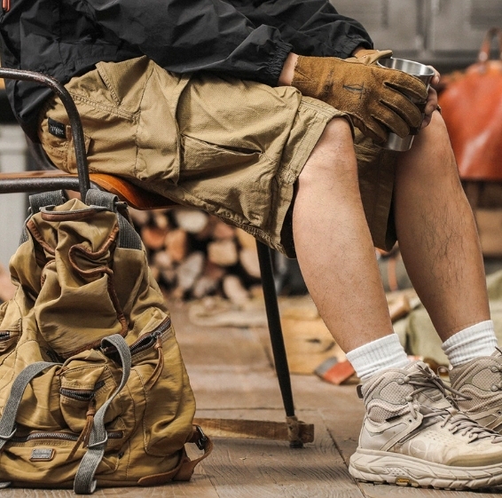GorgeousBen American heavyweight retro workwear shorts for men in summer 2024, new loose oversized casual five inch mid length pants for men's fashion.