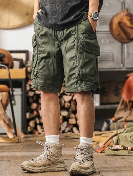 GorgeousBen American heavyweight retro workwear shorts for men in summer 2024, new loose oversized casual five inch mid length pants for men's fashion.