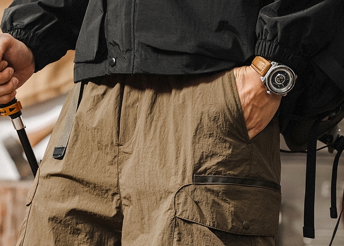 GorgeousBen American retro outdoor functional workwear shorts for men's summer 2025 new multi pocket loose men's five quarter pants.