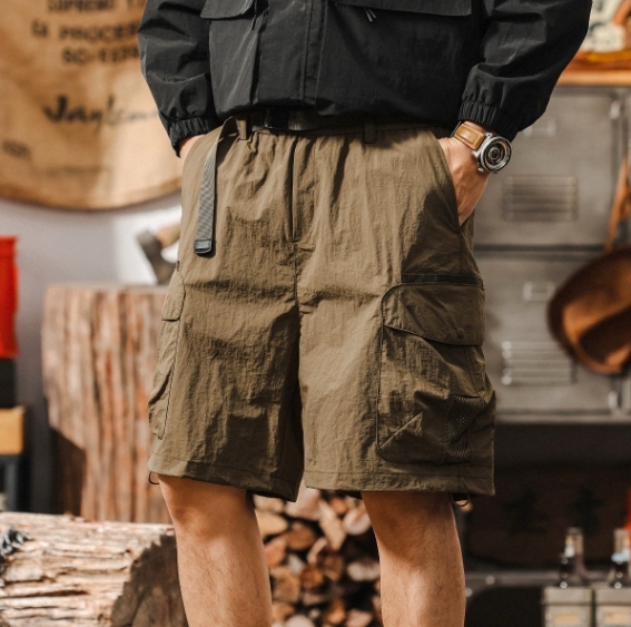 GorgeousBen American retro outdoor functional workwear shorts for men's summer 2025 new multi pocket loose men's five quarter pants.