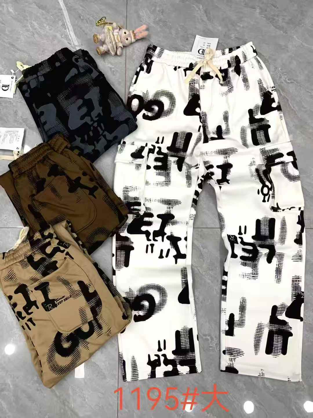 Ready to ship&Clearance sale Men's loose casual pants and sports pants