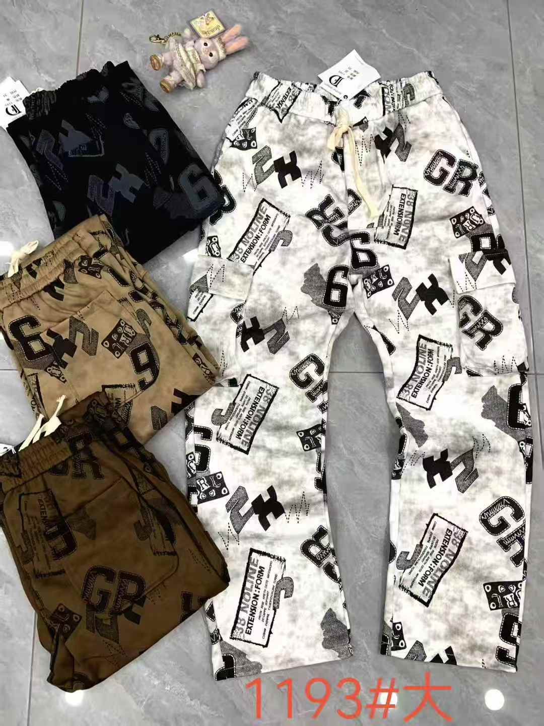 Ready to ship&Clearance sale Men's loose casual pants and sports pants