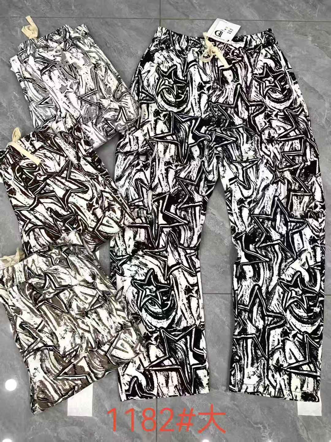 Ready to ship&Clearance sale Men's loose casual pants and sports pants