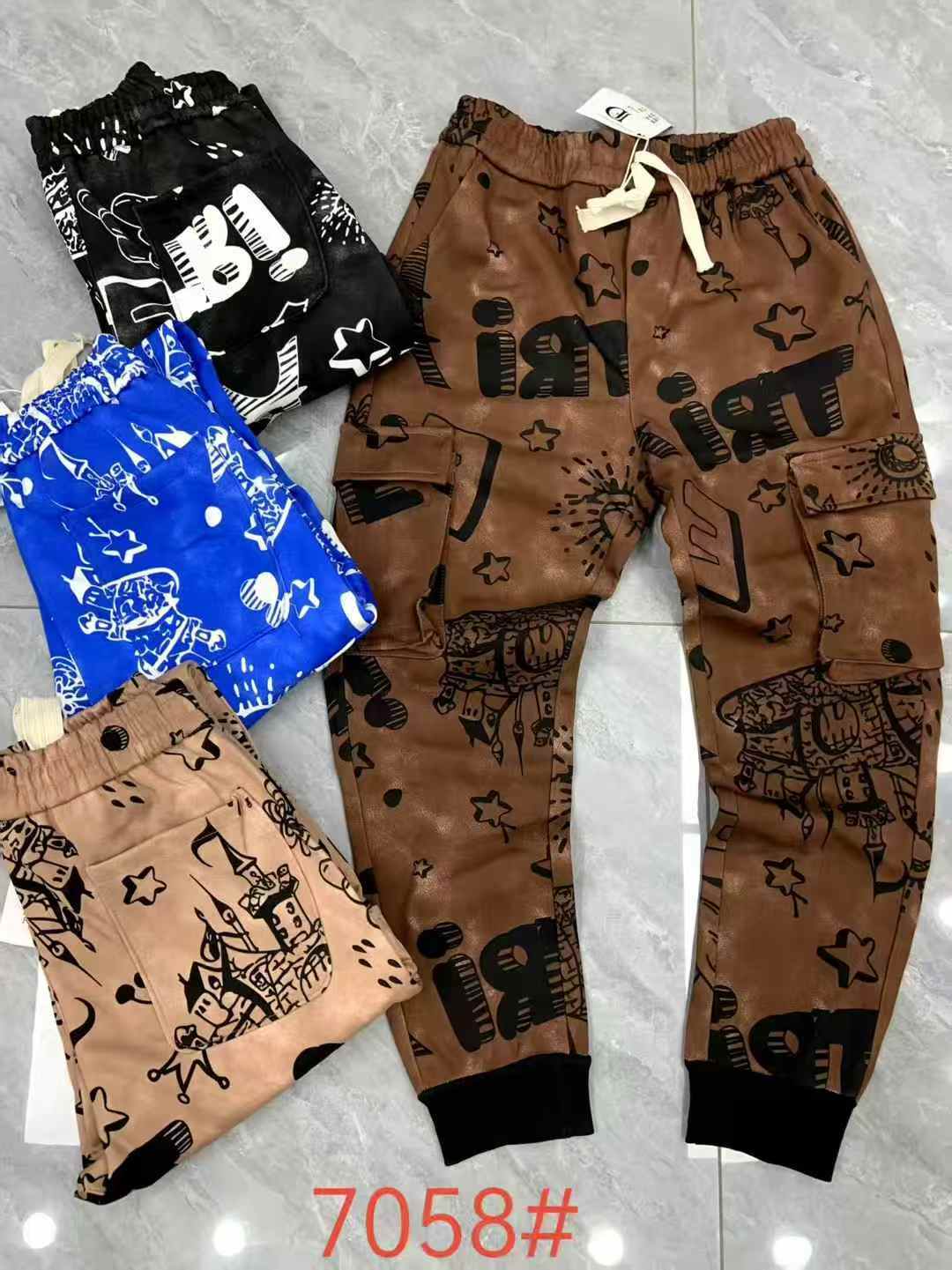 Ready to ship&Clearance sale Men's loose casual pants and sports pants