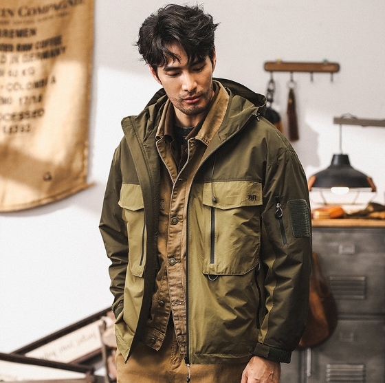 GorgeousBen American retro assault jacket men's autumn loose trendy brand outdoor hunting suit tactical functional hooded workwear jacket.