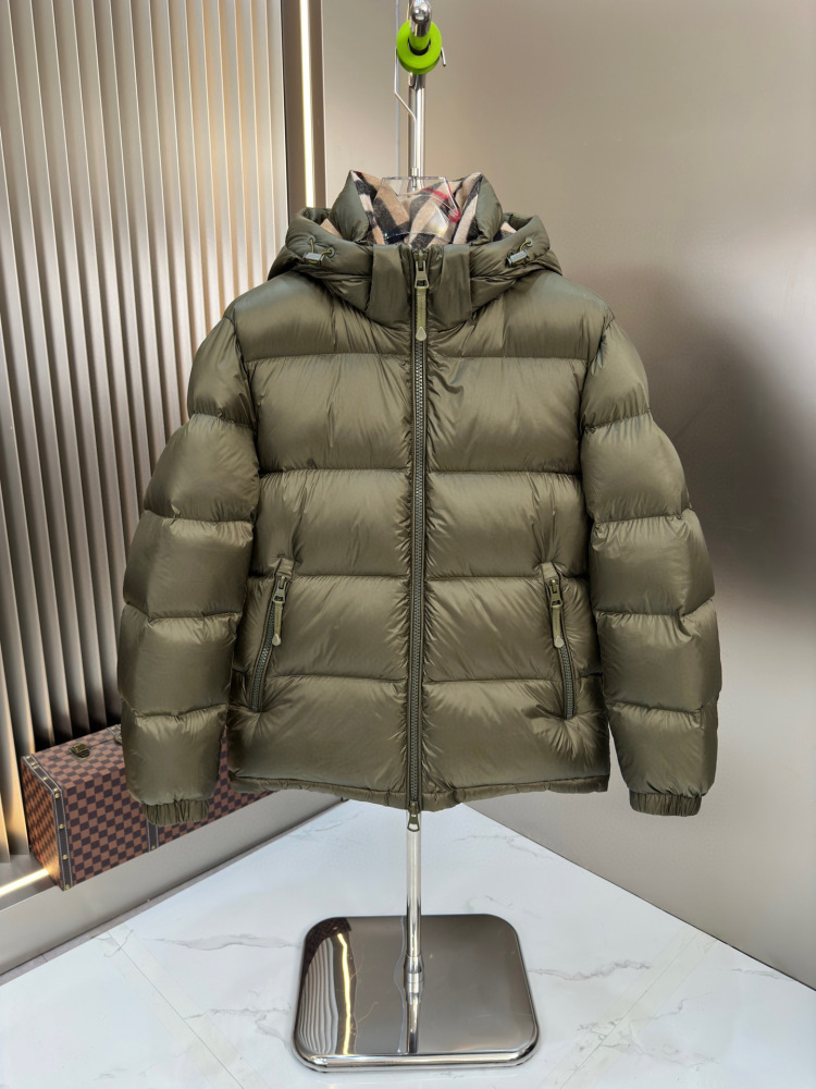 GorgeousBen 2025 New Arrival Men's Plaid Hooded Down Coat 90% White Duck Down Heavyweight Cold Protection Jacket