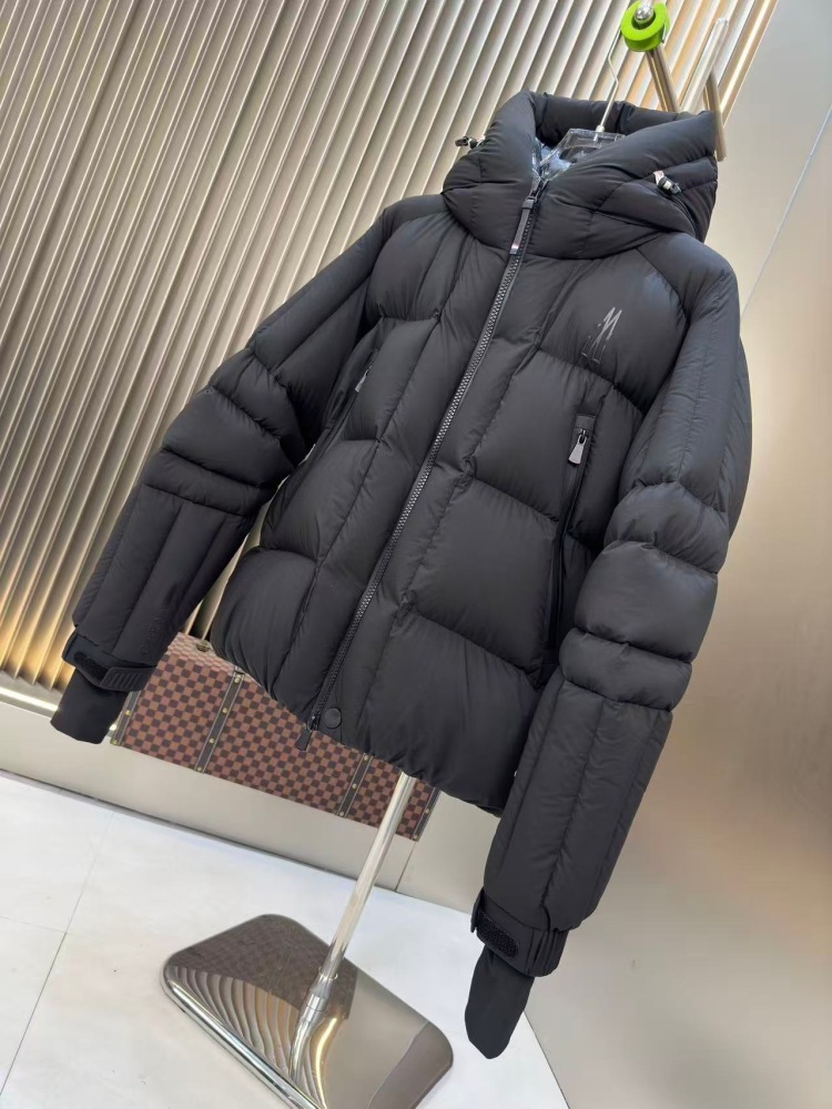 GorgeousBen Men's Detachable Hood Down Ski Jacket, 90% White Goose Down Fill, Winter Warm Windproof Waterproof Snow Coat