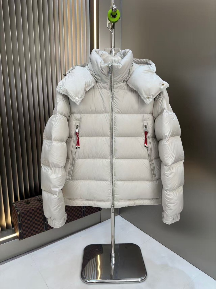 GorgeousBen 2025 New European & American Style Men's Hooded Down Jacket, 90% White Duck Down Fill, Warm Windproof Winter Coat