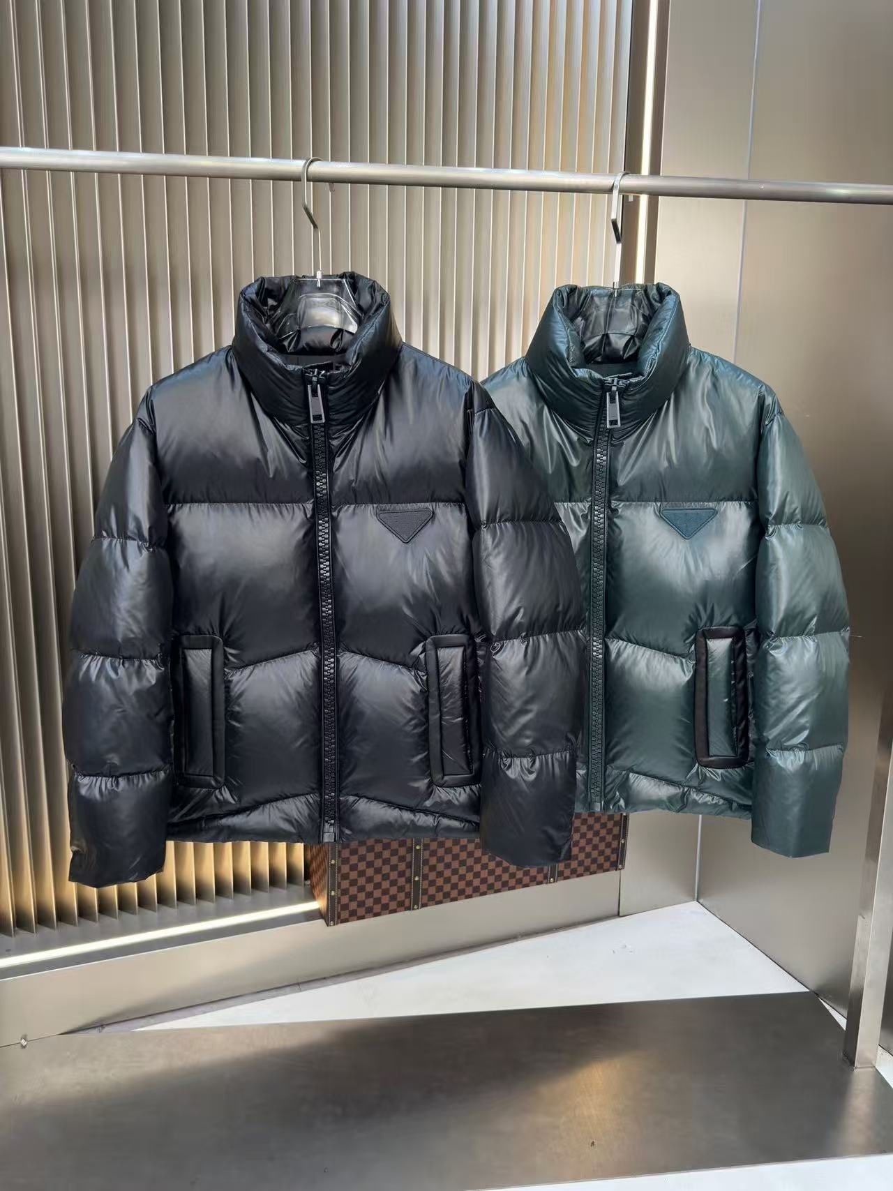 GorgeousBen 2025 European Style Men's Stand Collar Down Jacket, Premium 90% White Duck Down, Warm Windproof Winter Coat