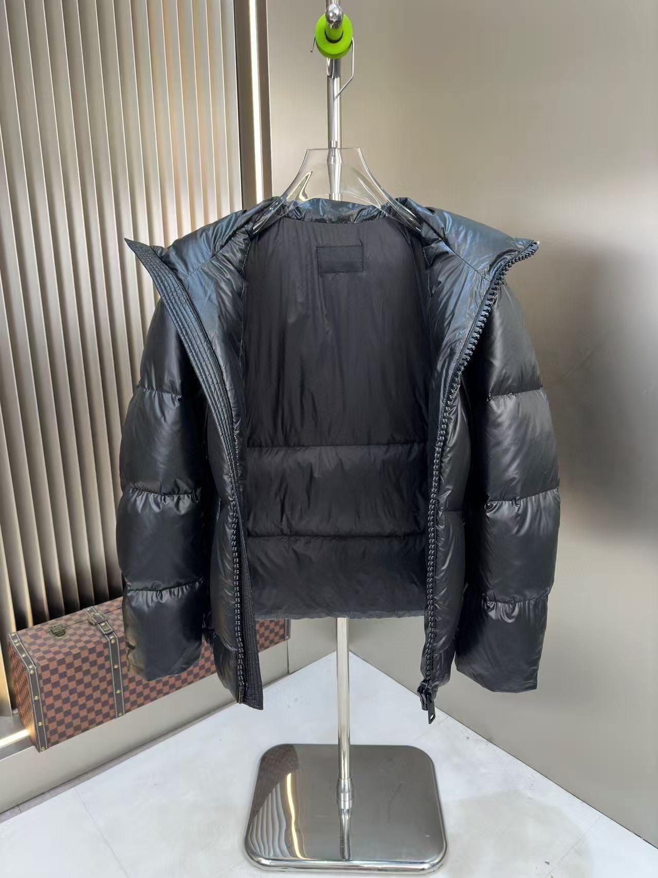 GorgeousBen 2025 European Style Men's Stand Collar Down Jacket, Premium 90% White Duck Down, Warm Windproof Winter Coat