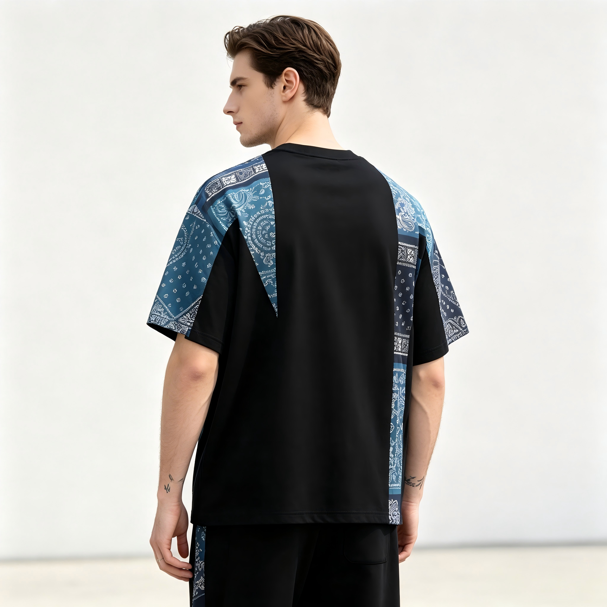 GorgeousBen Men's Bandana Patchwork T-Shirt Casual Loose Fit Streetwear Tee