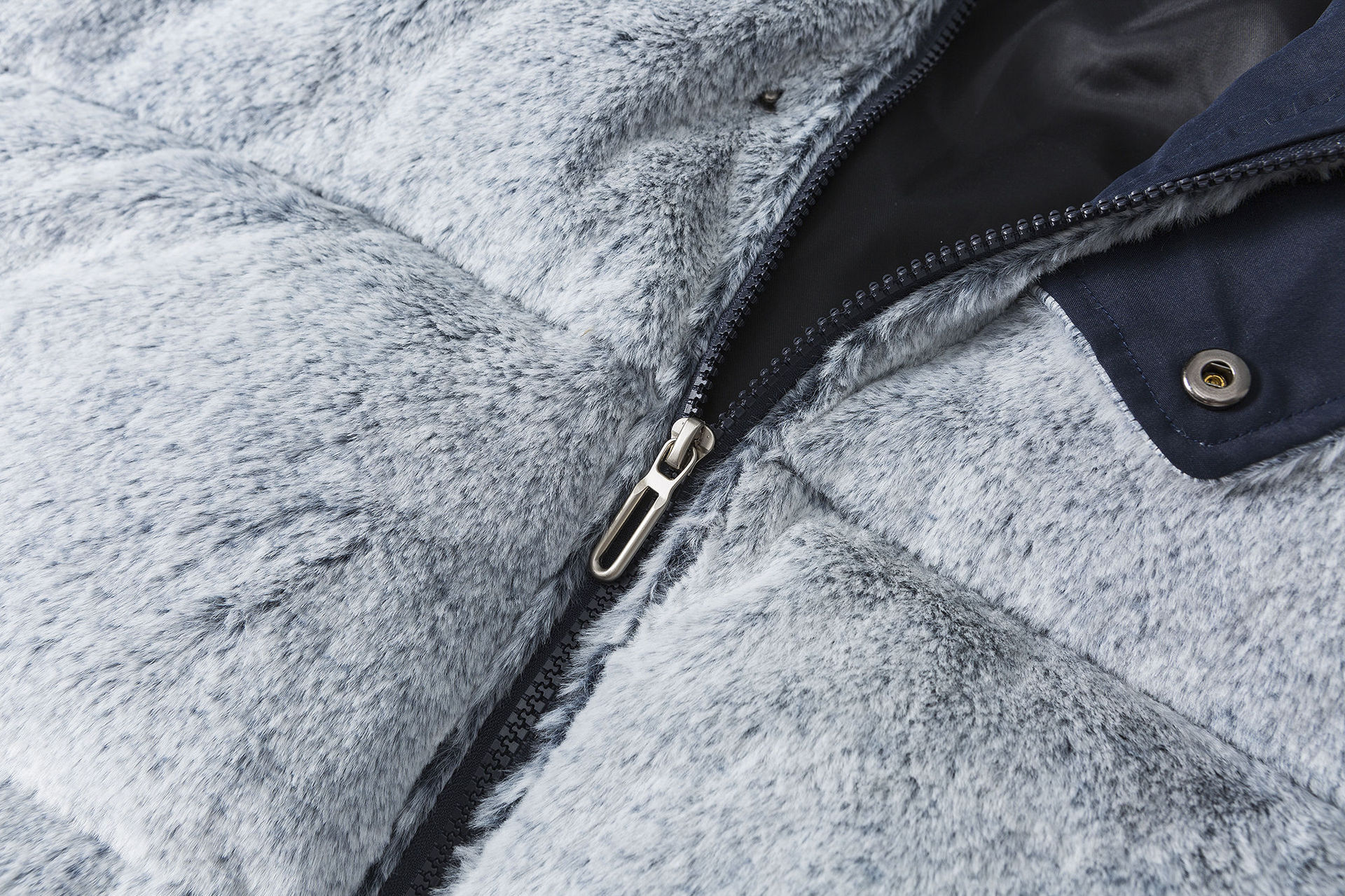 GorgeousBen  Unisex Plush collar down jacket for men and women, loose design, warm, 90 duck down coat.