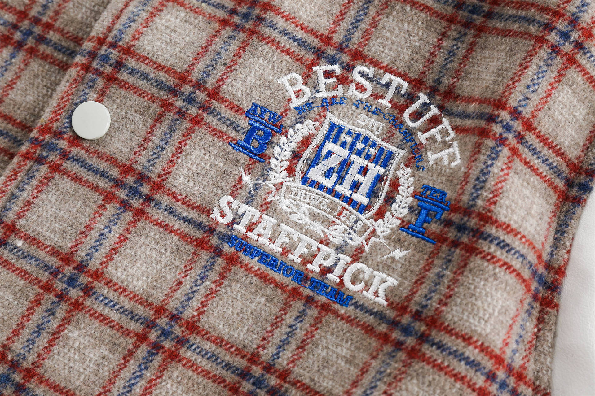 GorgeousBen   Unisex 2024 new American retro college style brushed plaid jacket for men and women, trendy couple loose baseball jacket.