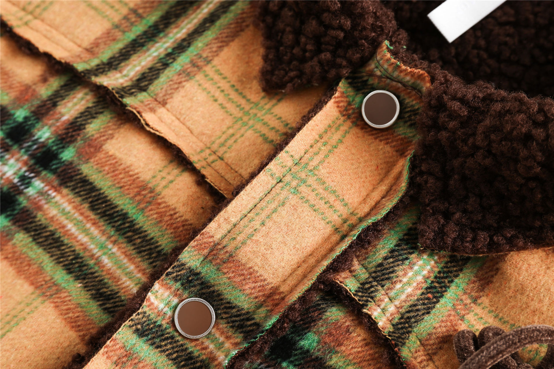 GorgeousBen  Unisex  American style plaid lamb wool coat for men and women, with a winter design, loose fit, and added warmth and thickness.