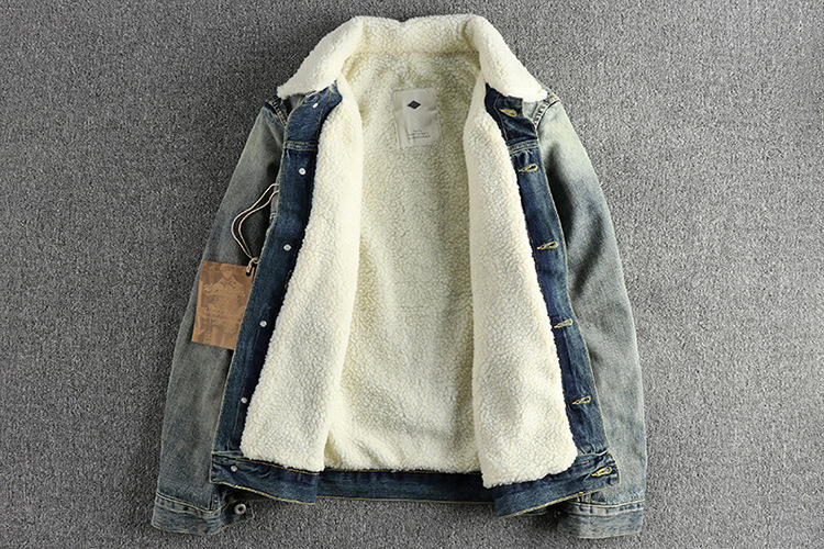 GrogeousBen  Men's Heavyweight distressed paint retro button denim jacket for men, with added fleece for warmth and a casual American style.