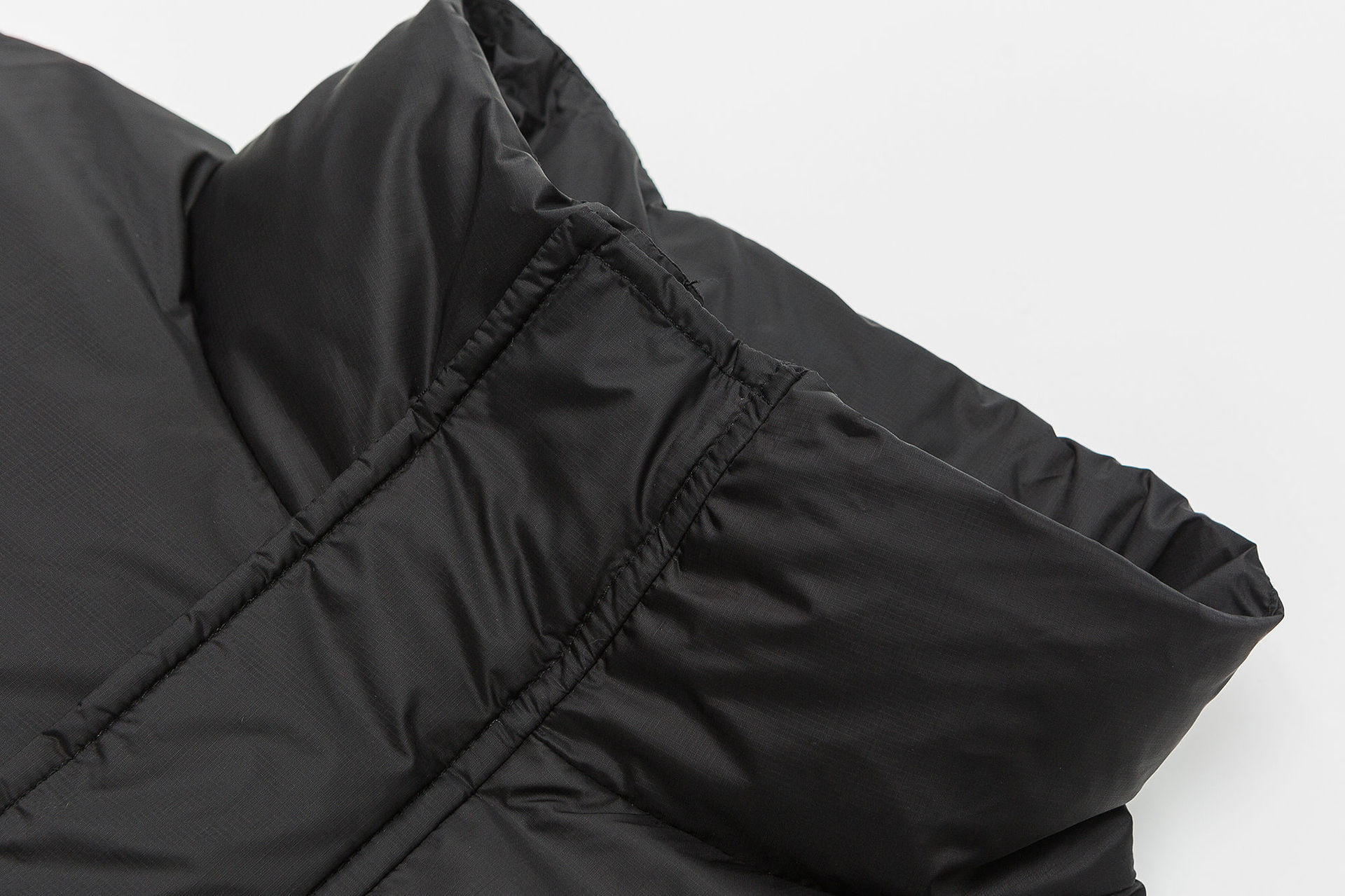 GrogeousBen   2025New Thickened Warm Down Jacket for Men and Women; Winter Loose Couple's Bread Clothing Winter Apparel.