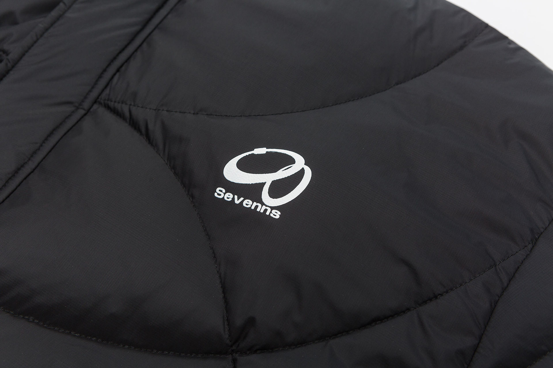 GrogeousBen   2025New Thickened Warm Down Jacket for Men and Women; Winter Loose Couple's Bread Clothing Winter Apparel.