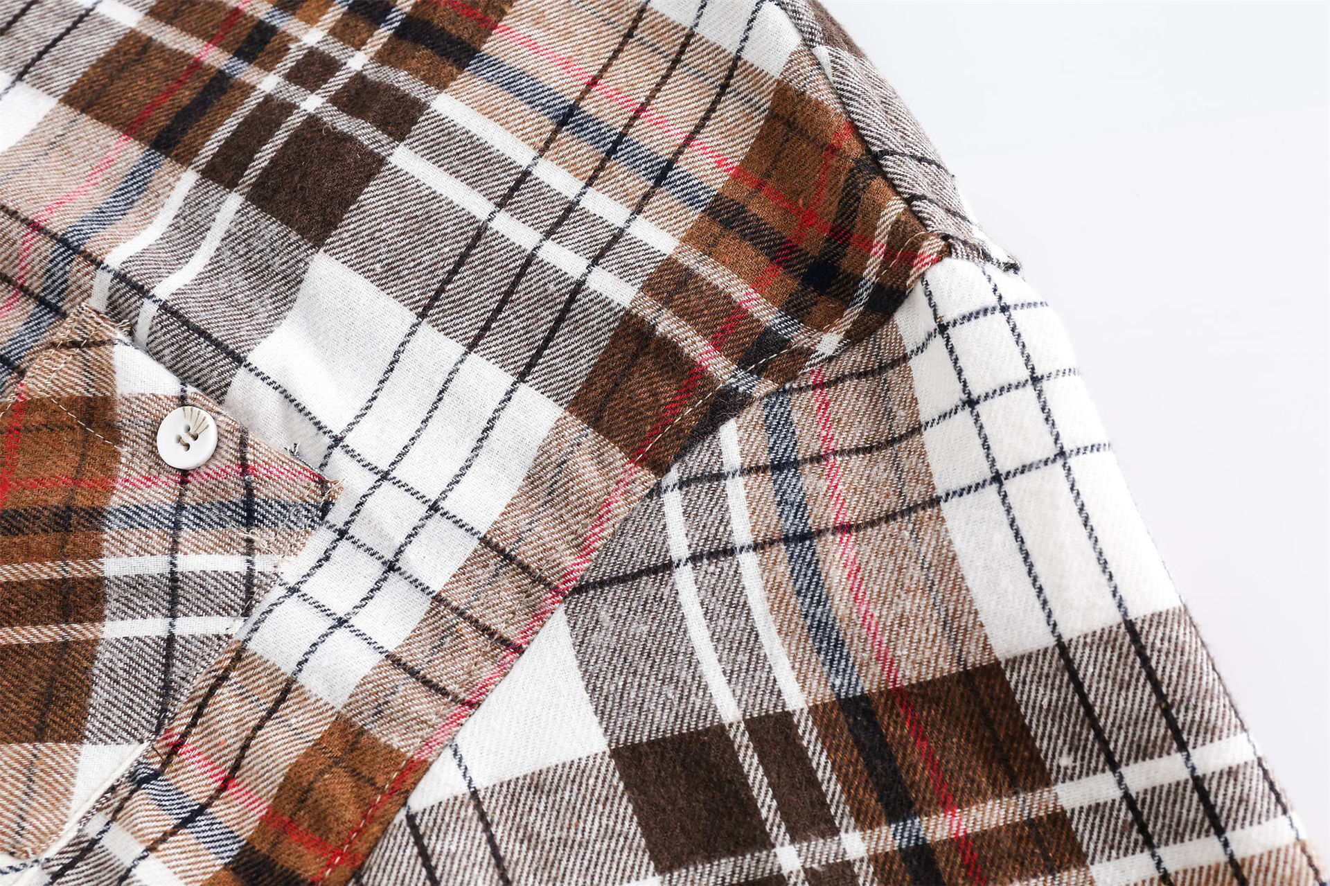 GorgeousBen   Unisex Retro color-blocked plaid splicing long-sleeve shirt, unisex spring new trendy versatile casual shirt outerwear.