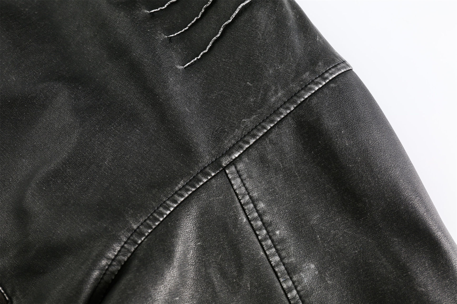 GrogeousBen  Unisex  Winter dark black retro old leather jacket cotton jacket men loose wild the trend long sleeve jacket